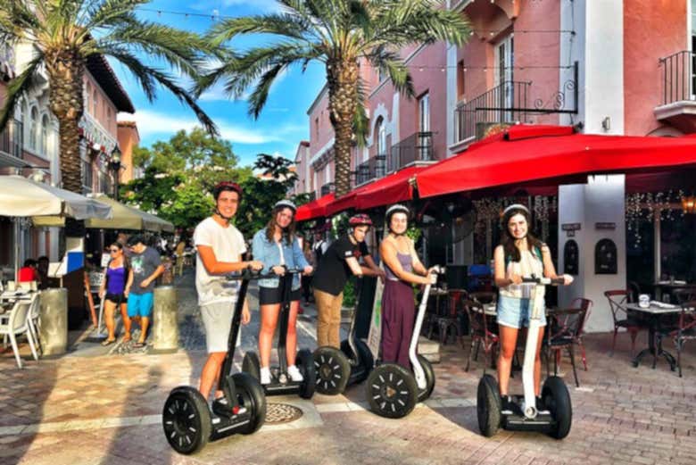 Percorrendo Miami de segway